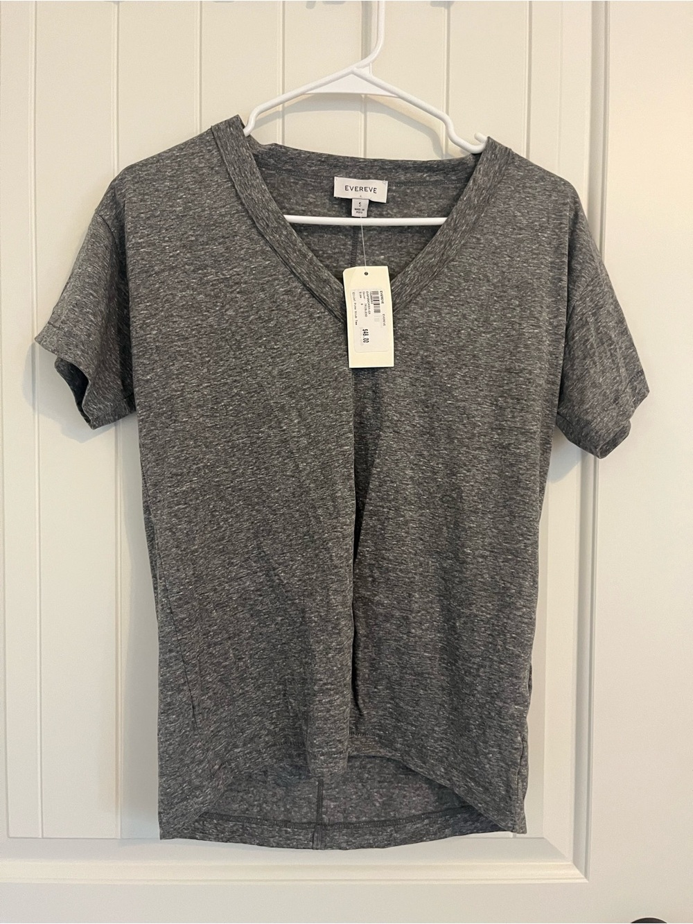 Evereve Heather Gray V-Neck Short Sleeve Tee